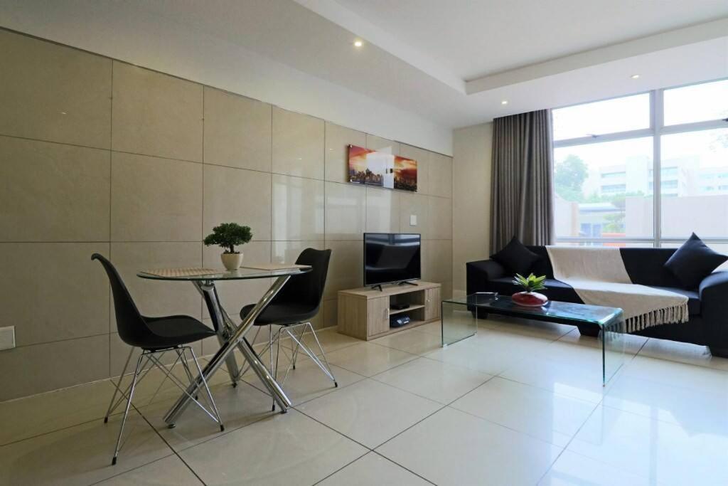 Upmarket Sandton Hydro Park Apartments Johannesburg Eksteriør billede