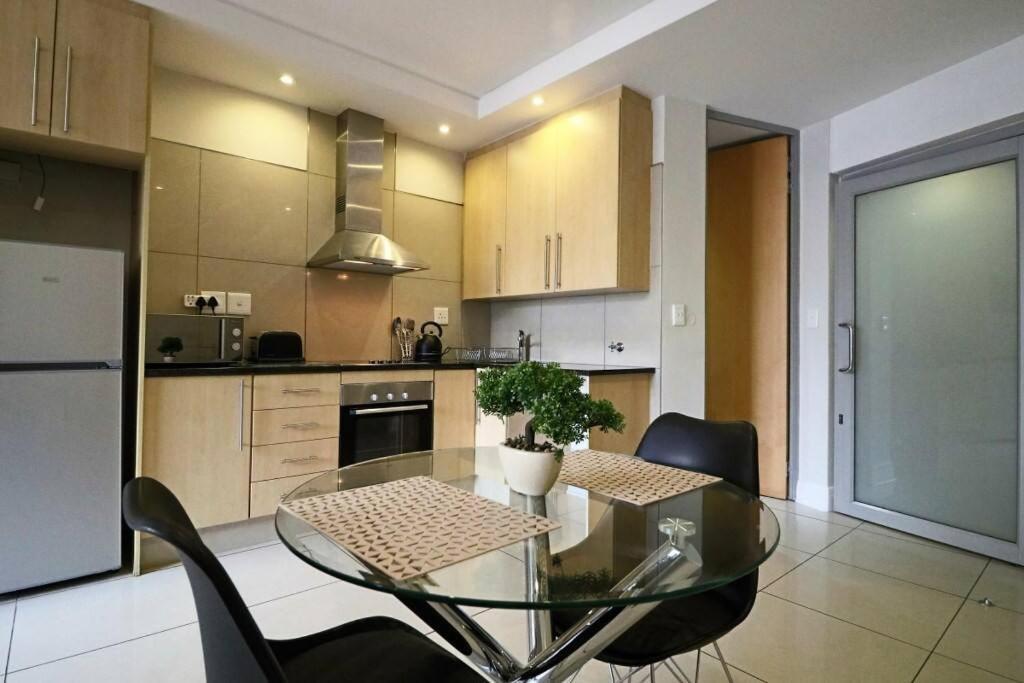 Upmarket Sandton Hydro Park Apartments Johannesburg Eksteriør billede