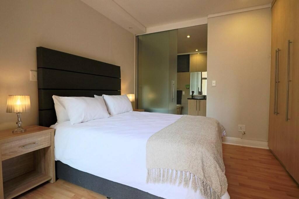 Upmarket Sandton Hydro Park Apartments Johannesburg Eksteriør billede